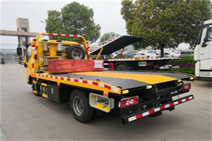 东港道路救援拖车报价